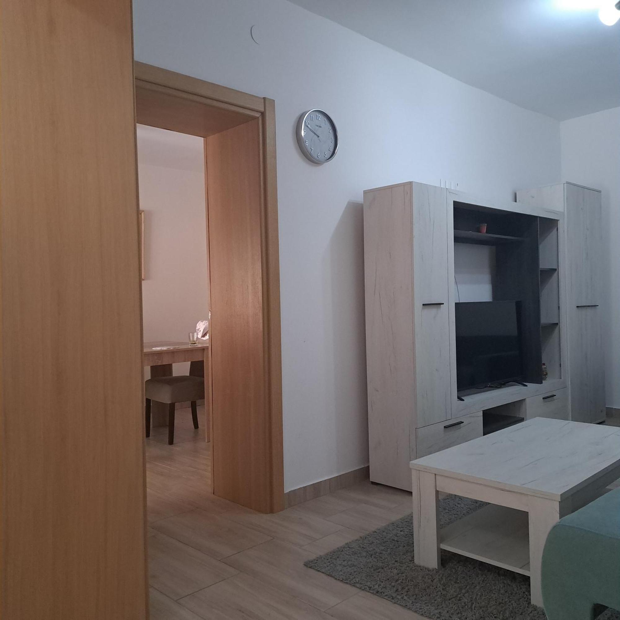 Apartamento Apartman Bosiljka Subotica Exterior foto